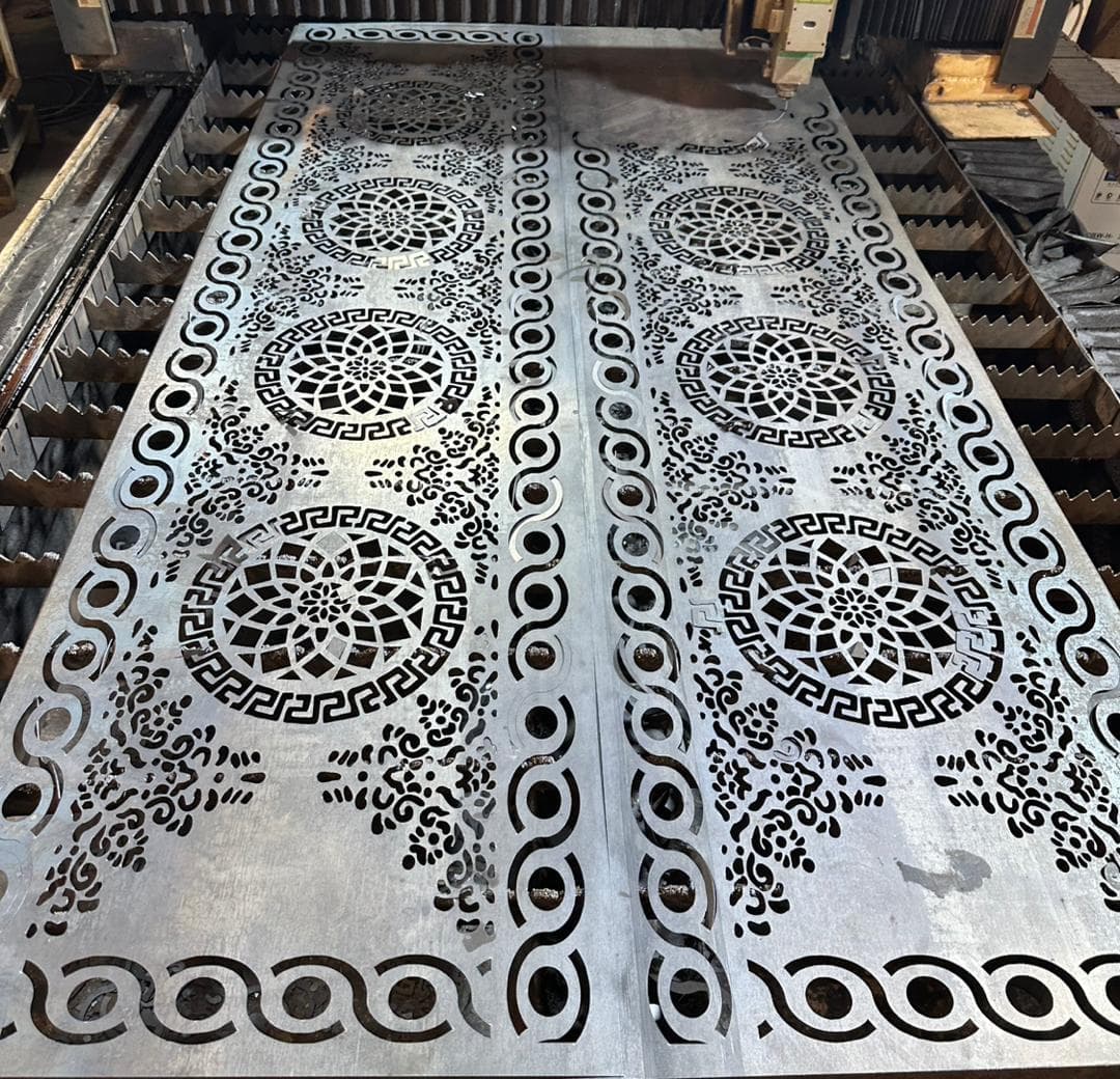 Laser Cut Design Plate — view 4